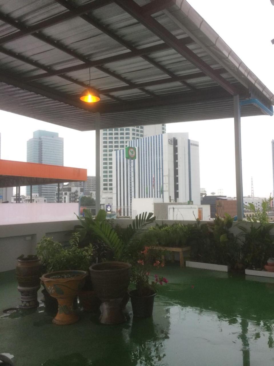 Step One at Bangkok Apartment Bagian luar foto